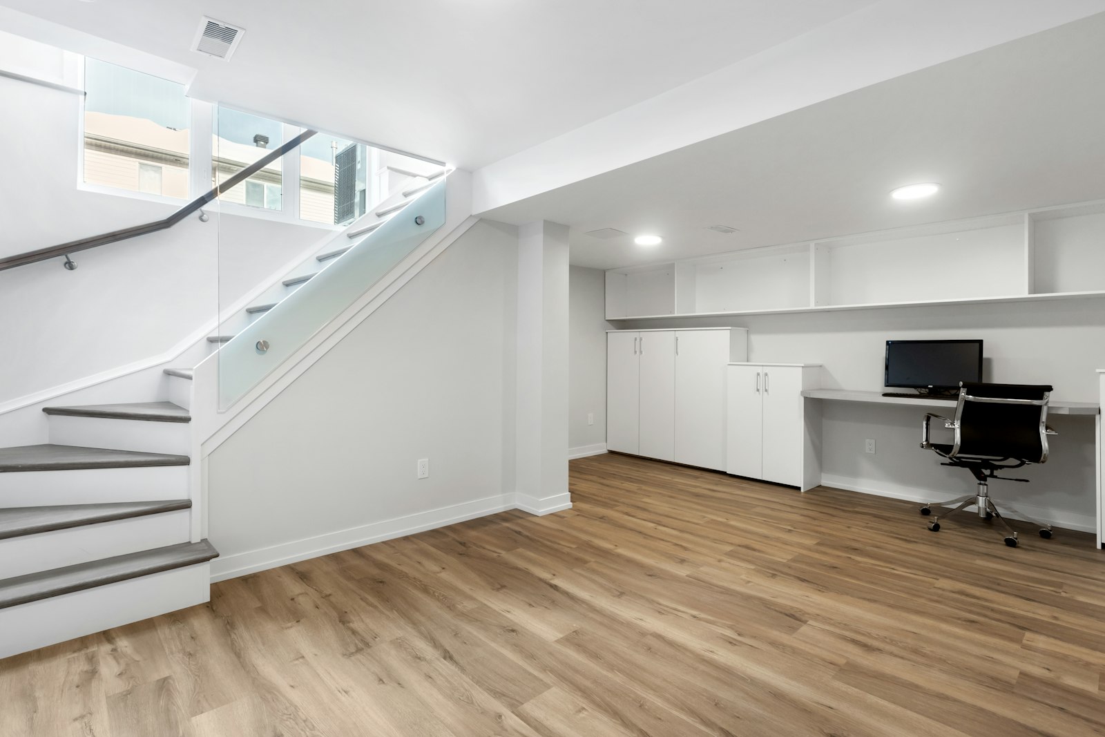 Basement Living Space — Basements & Suites, Ottawa