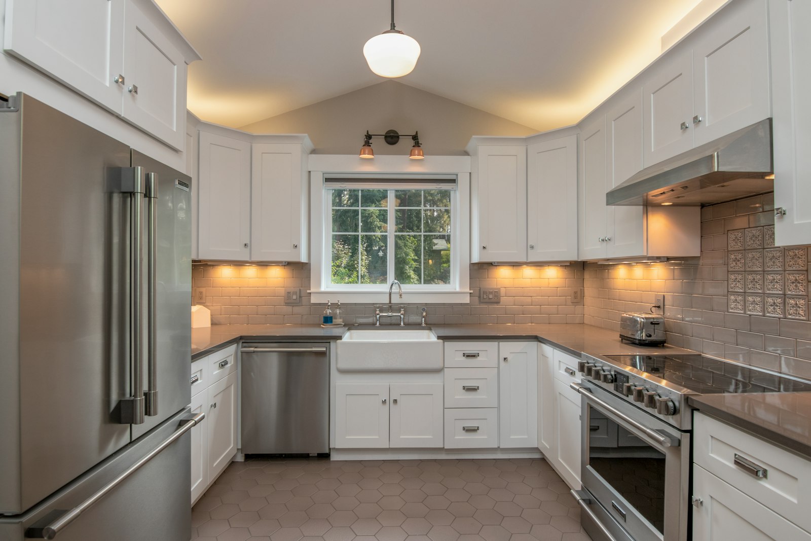 Quartz Island Kitchen — Kitchens, Ottawa